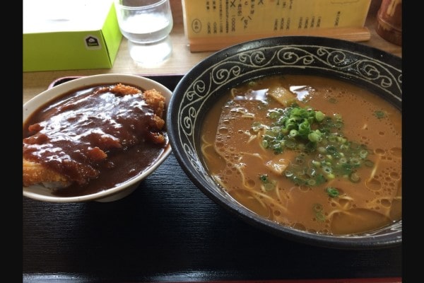 中華そば専門店広松岡南店